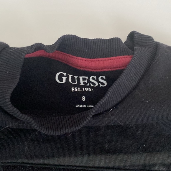 Boy sweat shirt. Guess size US8 - Picture 4 of 6
